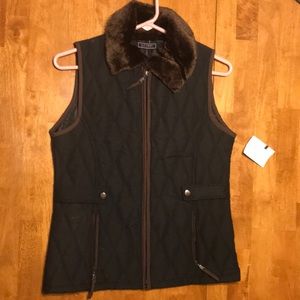 Women’s Vest with Faux Fur Collar